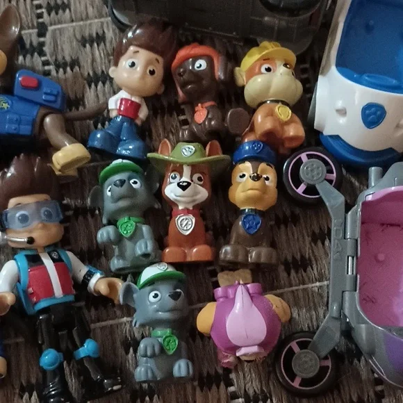 Paw Patrol Toys 27 Piece Set - Picture 14 of 16
